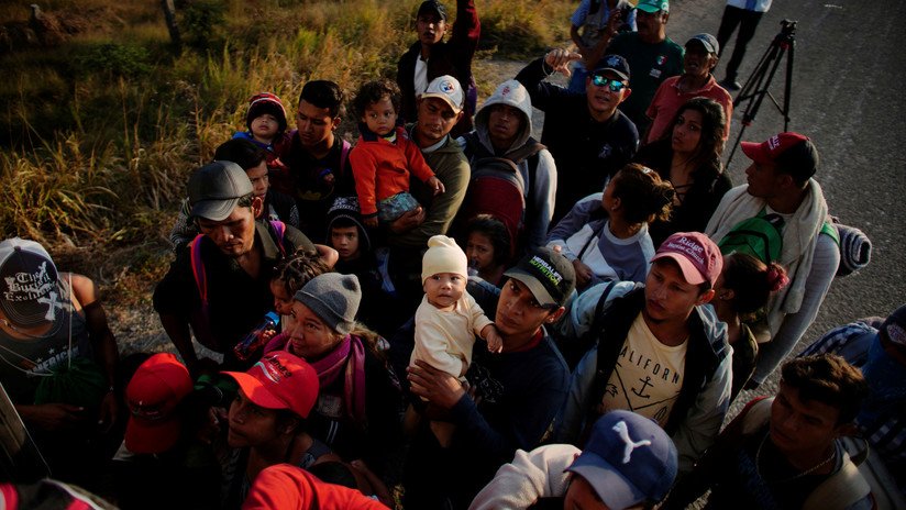 VIDEO: Migrante hondureña se reúne con su bebé de un año, tras ser separadas en la frontera entre EE.UU. y México hace un mes