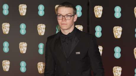 Un actor de 'Black Mirror: Bandersnatch' deja las redes sociales "por el bien" de su salud mental