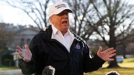 Trump anuncia que no irá a Davos por el cierre presupuestario