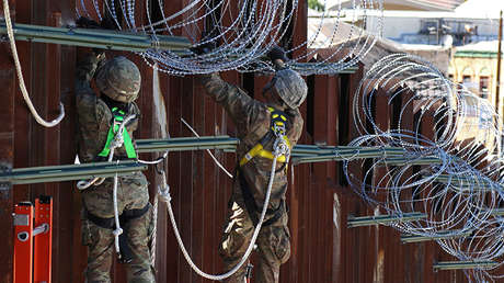 La Casa Blanca sienta las bases para declarar el estado de emergencia y empezar el muro