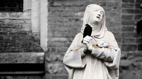 Acusan a un sacerdote argentino de dejar morir a su amante para que nadie se entere de su relación