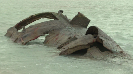 VIDEO, FOTO: Emerge en la costa de Francia un submarino alemán de la Primera Guerra Mundial