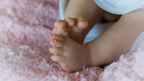 Canadá: El video de la separación de una recién nacida de su madre indígena genera críticas