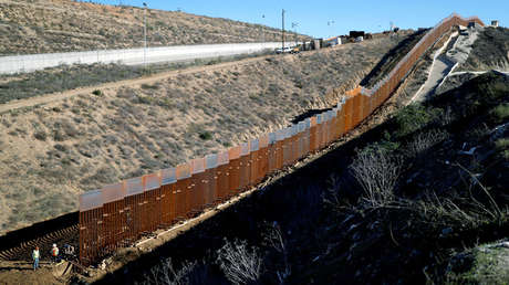 Peligra la campaña de donaciones para erigir el muro de Trump de manera 'colaborativa'