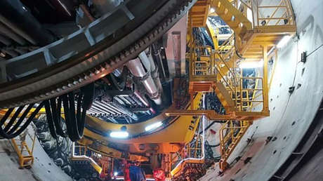 VIDEO: China inicia la construcción de un supertúnel subacuático para una nueva línea de metro