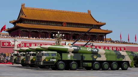 FOTOS, VIDEO: Captan el lanzamiento del misil balístico 'mataportaaviones' de China