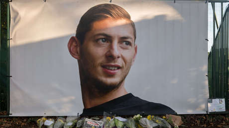 El piloto que transportaba al futbolista argentino Emiliano Sola no tenía licencia comercial 