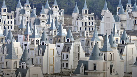 VIDEO: Un dron capta más de 580 castillos al estilo Disney abandonados en las montañas de Turquía