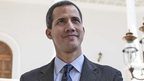 Privatizaciones, capital internacional y mantener subsidios: El "Plan País" de Guaidó para Venezuela