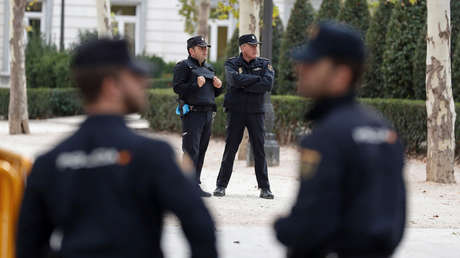 Una joven de 13 años denuncia a su tío por violación y sus familiares intentan quemarla viva