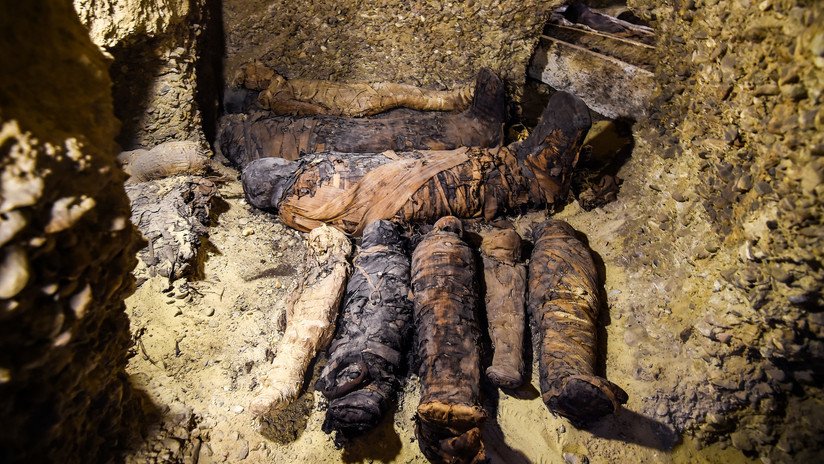 VIDEO, FOTOS: Descubren en Egipto una necrópolis con más de 40 momias del período helenístico en perfecto estado de conservación