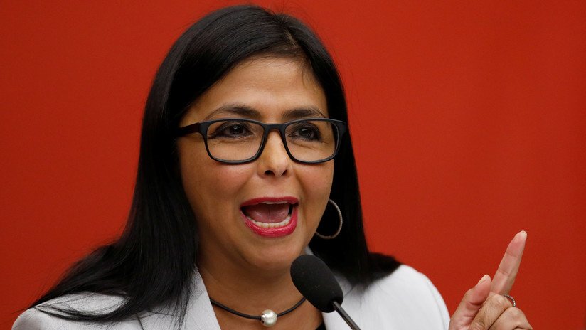 Delcy Rodríguez, a RT: "Hay que alejar a Venezuela de esa locura de violencia y de guerra"