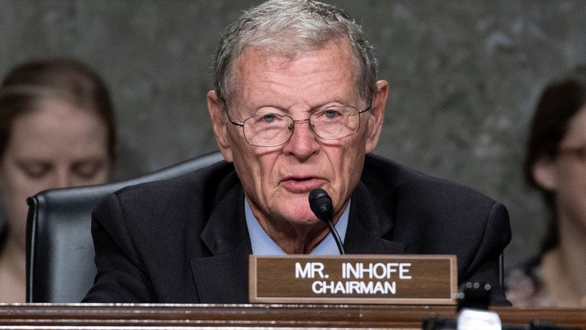 Fuera de "nuestro hemisferio" o Venezuela pagará el precio: un senador de EE.UU. advierte a Rusia