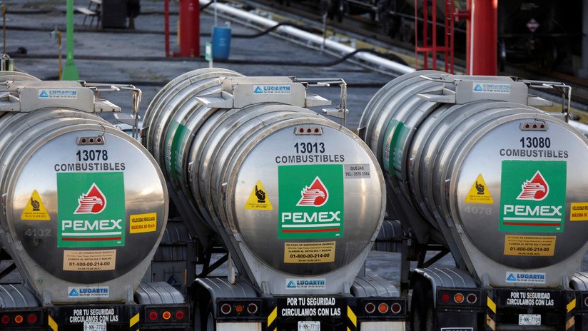 México invertirá 5.538 millones de dólares para rescatar a Pemex 