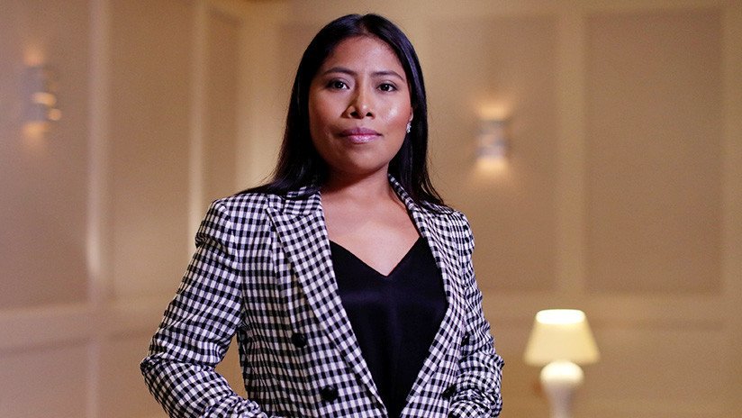 Fuerte reacción en las redes por el 'blanqueo' en la piel de Yalitza Aparicio en la tapa de una revista