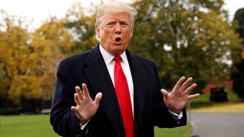 Una exempleada de Trump demanda al presidente por acoso sexual