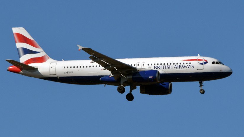 VIDEO: Un pasajero graba cómo su avión se ladea de forma brusca en el aire debido a vientos extremos