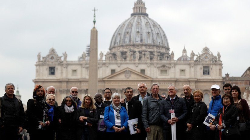 "Acto de simulación e hipocresía": Víctimas de abusos sexuales repudian la 'cumbre antipederastia' de la Iglesia