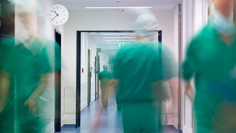 Argentina: Luego de que los médicos lo curaran arregló el aire acondicionado del hospital