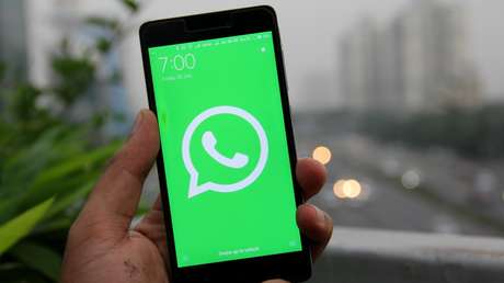 WhatsApp reactiva la función de reenvío de mensajes, prohibida por la difusión de noticias falsas