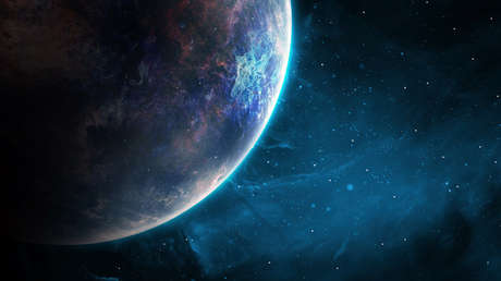 El principal astrónomo de Harvard afirma que una nave alienígena está cerca de la Tierra (y le importan poco las críticas)