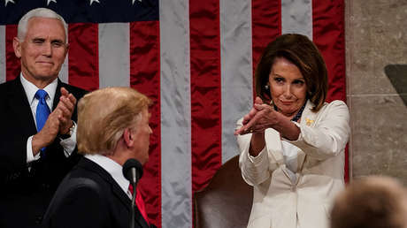 El aplauso más sarcástico de la líder demócrata tras el discurso de Trump