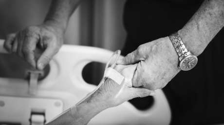 En Argentina quieren deportar a una migrante con cáncer avanzado que podría así ser separada de sus hijos