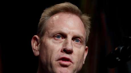 El secretario interino de Defensa de EE.UU. llega a Afganistán en una visita no anunciada  