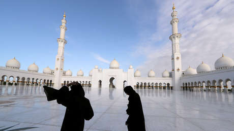 Mujer emiratí huye de su familia y pide asilo tras ser amenazada por querer divorciarse  