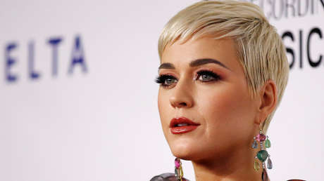 ¿Racismo o simplemente zapatos feos? Nuevo calzado de Katy Perry provoca polémicas en la Red (FOTO)