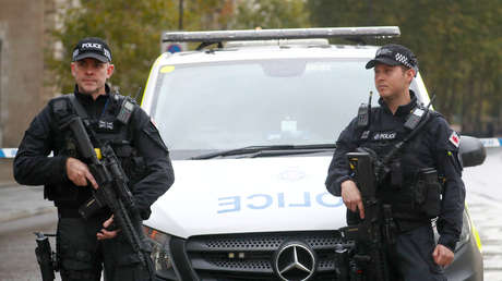 Condenan a un hombre por el homicidio de una sobreviviente del Holocausto de 100 años de edad en el Reino Unido