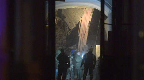 VIDEO: El momento en que se derrumba el techo de una universidad de San Petersburgo