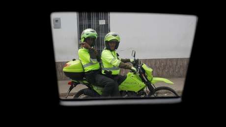 Segundo lote de "ayuda humanitaria" internacional llega a la frontera entre Colombia y Venezuela con escolta policial