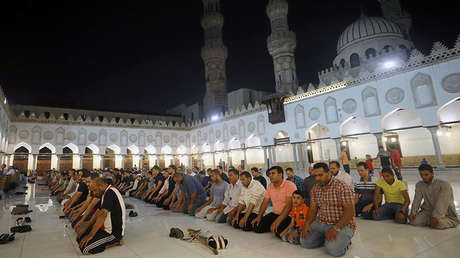 Tormenta en la Red: Un 'youtuber' egipcio abandona el islam por "el racismo y la crueldad" de sus fieles