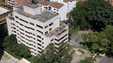 VIDEO: Colombia derriba el edificio Mónaco, un símbolo del narco y la fortaleza de Pablo Escobar