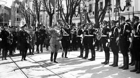 Facebook permite la publicidad dirigida a los 'fans' de los nazis