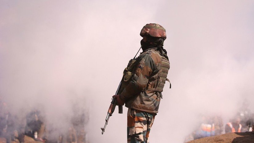 "Sería un suicidio mutuo": Ministro de Exteriores pakistaní asegura que su país no busca desatar una guerra con la India