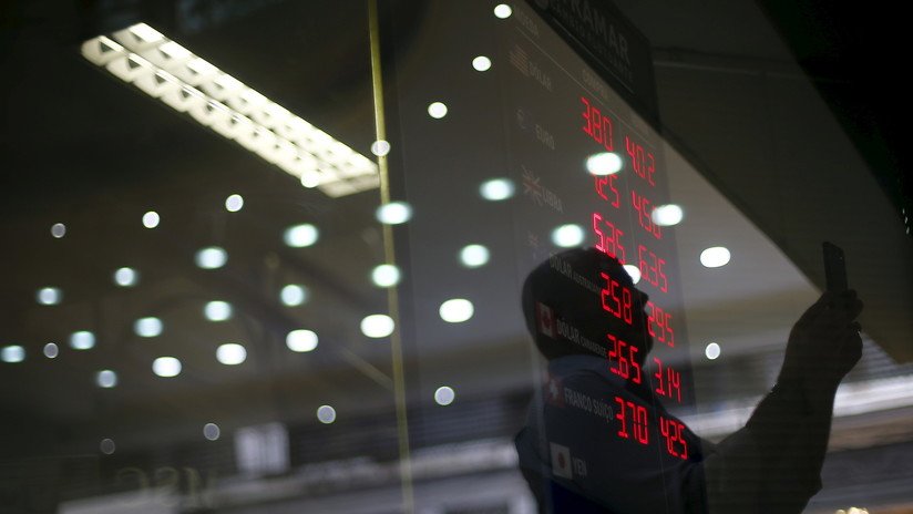 Calificadora S&P reduce la perspectiva crediticia de México