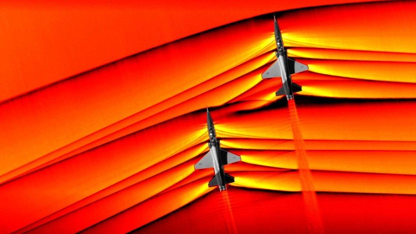 La NASA capta por primera vez la interacción de ondas de choque de aviones supersónicos en pleno vuelo (FOTO, VIDEO)