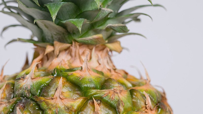 VIDEO: Revelan la forma correcta y más simple de comer piña 