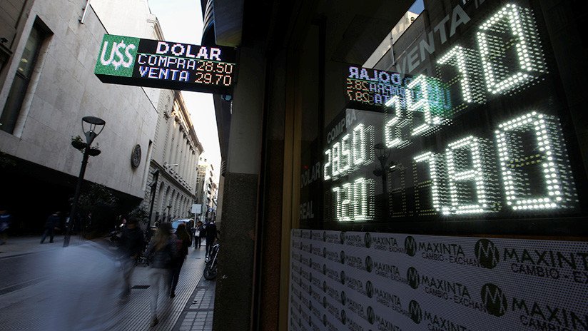 El FMI dice que Argentina es "más débil que otros países emergentes"