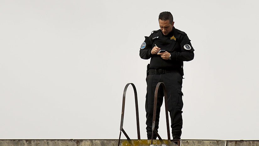 Argentina: Un sicario se da a la fuga tras quedarse dormidas las tres policías que lo vigilaban