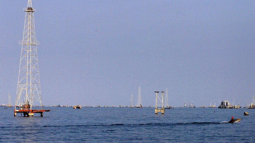 Venezuela dice que podría vender a Rusia u otros países el petróleo destinado a EE.UU.