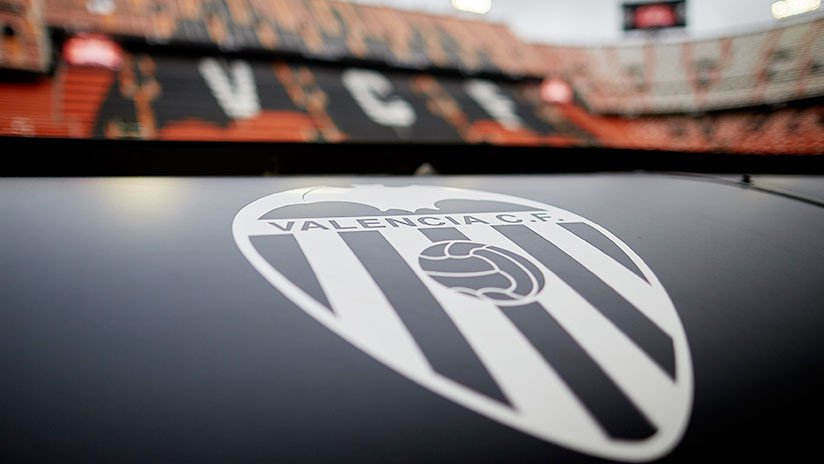 Batman contra el Valencia C.F.: DC Comics vuelve a denunciar al club español por el murciélago de su escudo