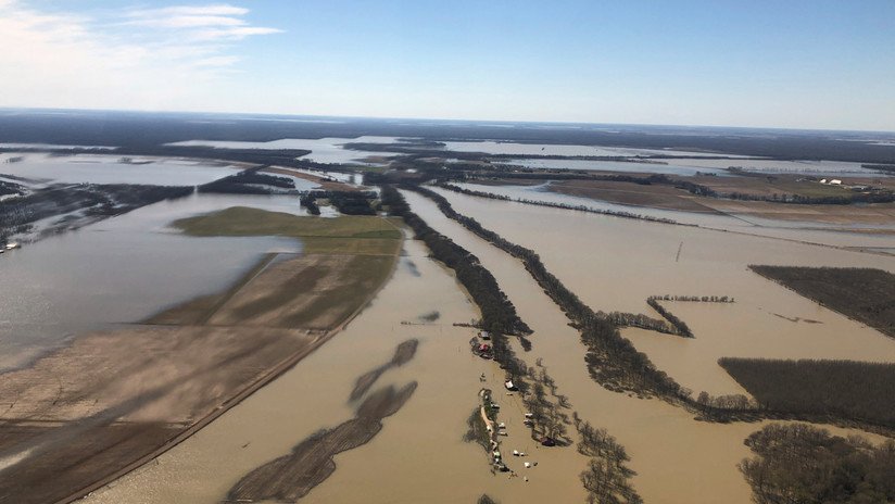 Los estragos causados en el Medio Oeste de EE.UU. por la mortal 'bomba cilcónica' 