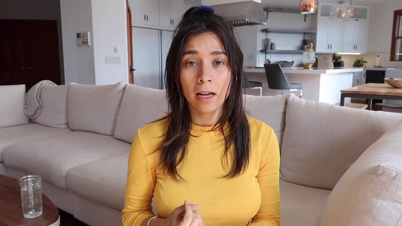 La estrella del veganismo en YouTube desata una ola de críticas al ser captada comiendo pescado