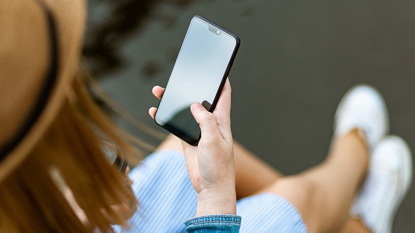 Juzgan a una profesora de EE.UU. por enviar fotos y videos íntimos a un estudiante de 15 años 