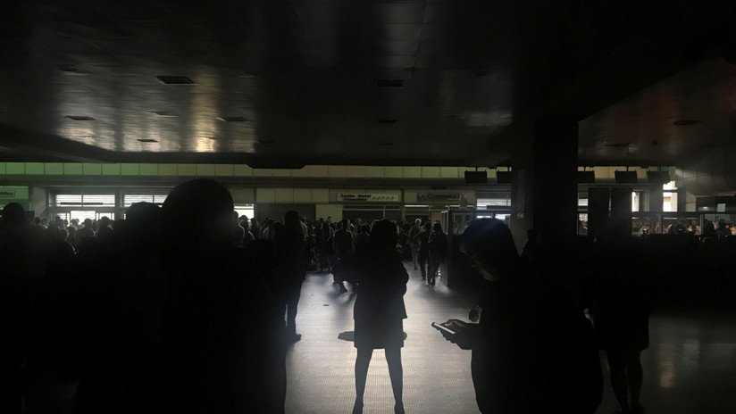 Reportan el segundo apagón del día en Venezuela