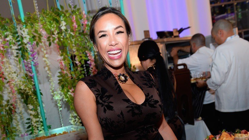 Un boxeador búlgaro enfrentará acciones legales por besar a una reportera durante una entrevista