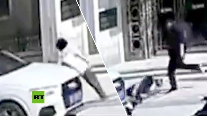 VIDEO: Atropella a una mujer sexagenaria y en vez de disculparse su esposa y él le dan una paliza